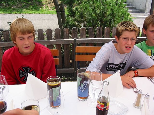 Enkelkinder Sascha und Kevin