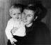 Andreas mit seiner Mutter