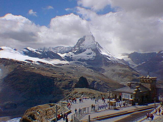 matterhorn-2.jpg (57945 bytes)