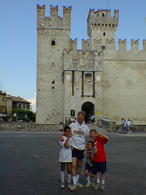 italy-4.jpg (49281 bytes)