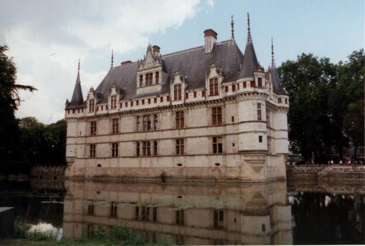 azay_le_rideau.jpg