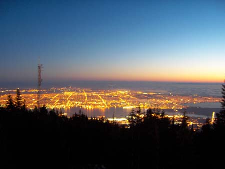 22 - Vancouver by night