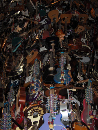 24 -  Experience Music Project