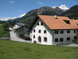 Some more houses in Valatscha
