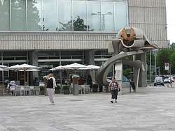 In front of the Kunsthaus