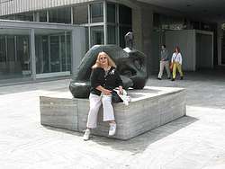 Resting outside the Kunsthaus