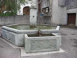 Old fountain in Fl&auml;sch
