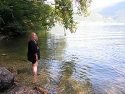 Cooling my feet in Lago di Lugano