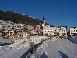 Ftan from the west