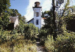 Footpath to the lighthouse