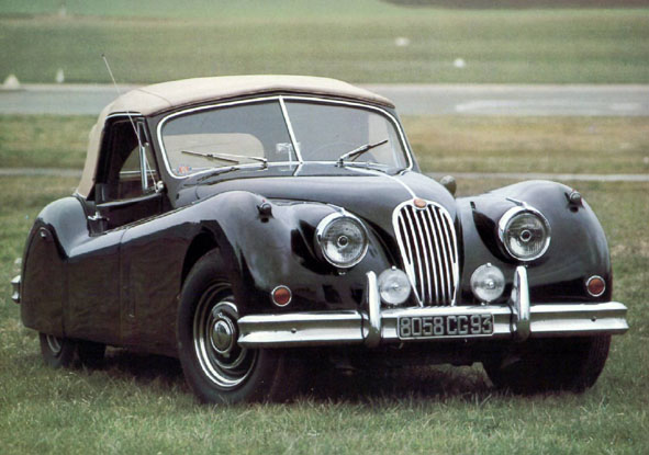 55 Jaguar XK140 DHC black front view.JPG