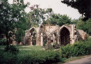 Ruinen in Tata