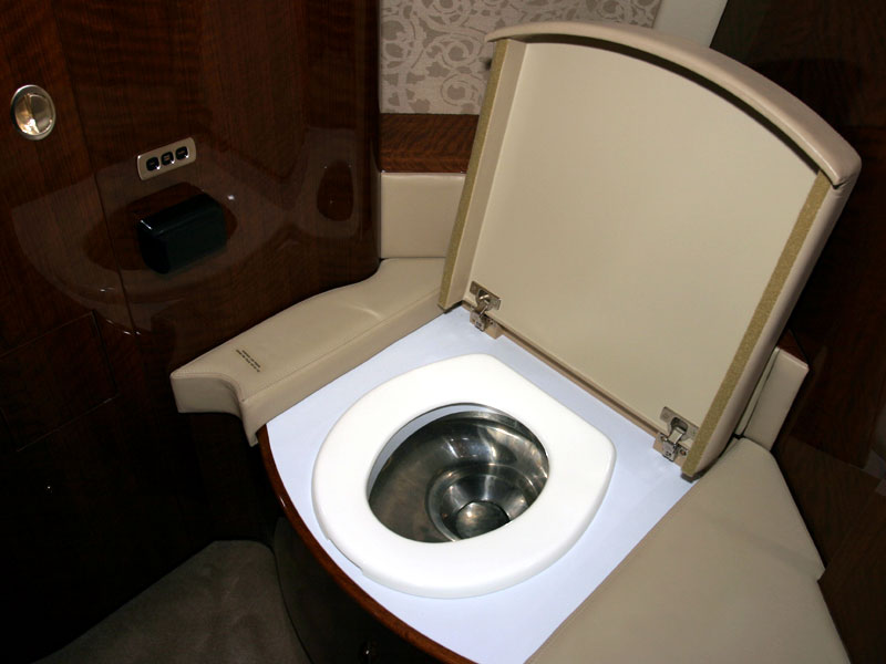 wc1.jpg