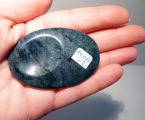 Dumortirite, pierre anti-stress grande,  1 encoche. Long 6cm. larg 4cm.