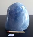 Calcite bleue polie  poser, haut. 7,2 x larg 7cm, p 4cm, 322 grammes. Pice unique qualit A