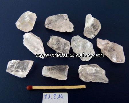 Morganite (bryl) pierre brute cristallise,  2  2,5 cm de long.