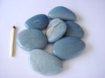 Angélite, pierre plate, taille M-L Angélite, pierre plate, taille M-L