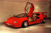 countach.jpg (39098 Byte)