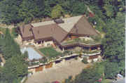 haus fluh.jpg (84675 Byte)