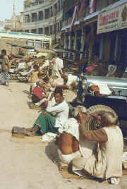 indien bettler.jpg (66088 Byte)