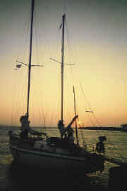 segeln sonne.jpg (34682 Byte)