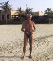 strand dubai.jpg (64294 Byte)