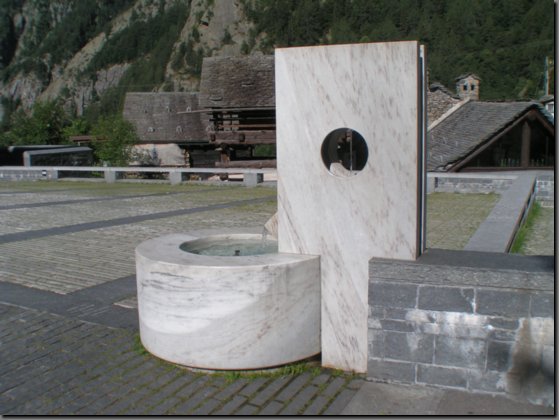 pict1933.jpg
