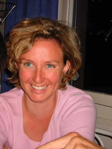 102-0228_IMG.JPG (18057 Byte)