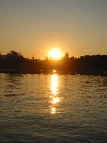 122-2277_IMG.JPG (22167 Byte)
