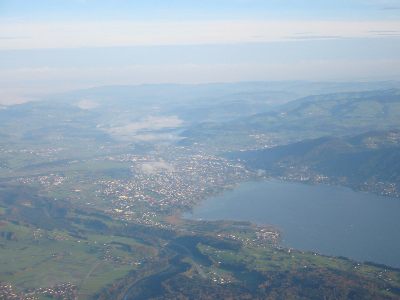 aussicht4_niesen.jpg (16003 Byte)