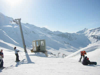 139-3916_IMG.JPG (13145 Byte)