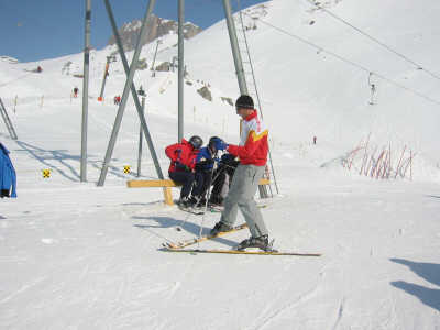 139-3929_IMG.JPG (14085 Byte)