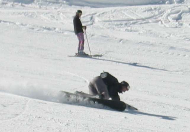 128-2897_IMG.JPG (23141 Byte)