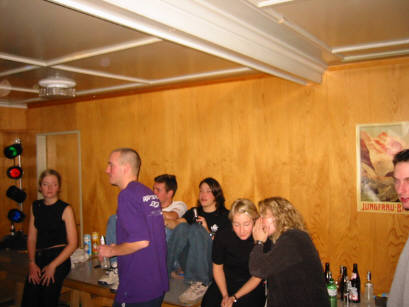 109-0953_IMG.JPG (23573 Byte)