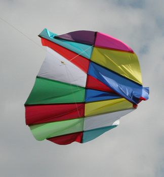 Kinetic_Kite