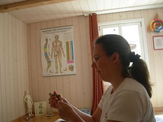 Shiatsu bei Bettina Dietrich - Bild 2 von 3 auf der Startseite