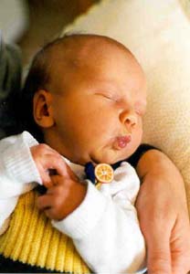 besondere Kennzeichen: Wonneproppen ...